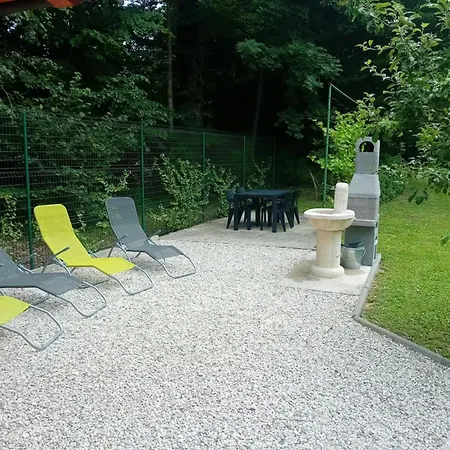 Apartman Wooden House Azbe *