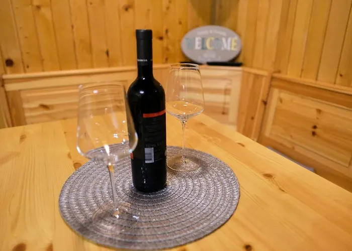 Wooden House Azbe * 布莱德